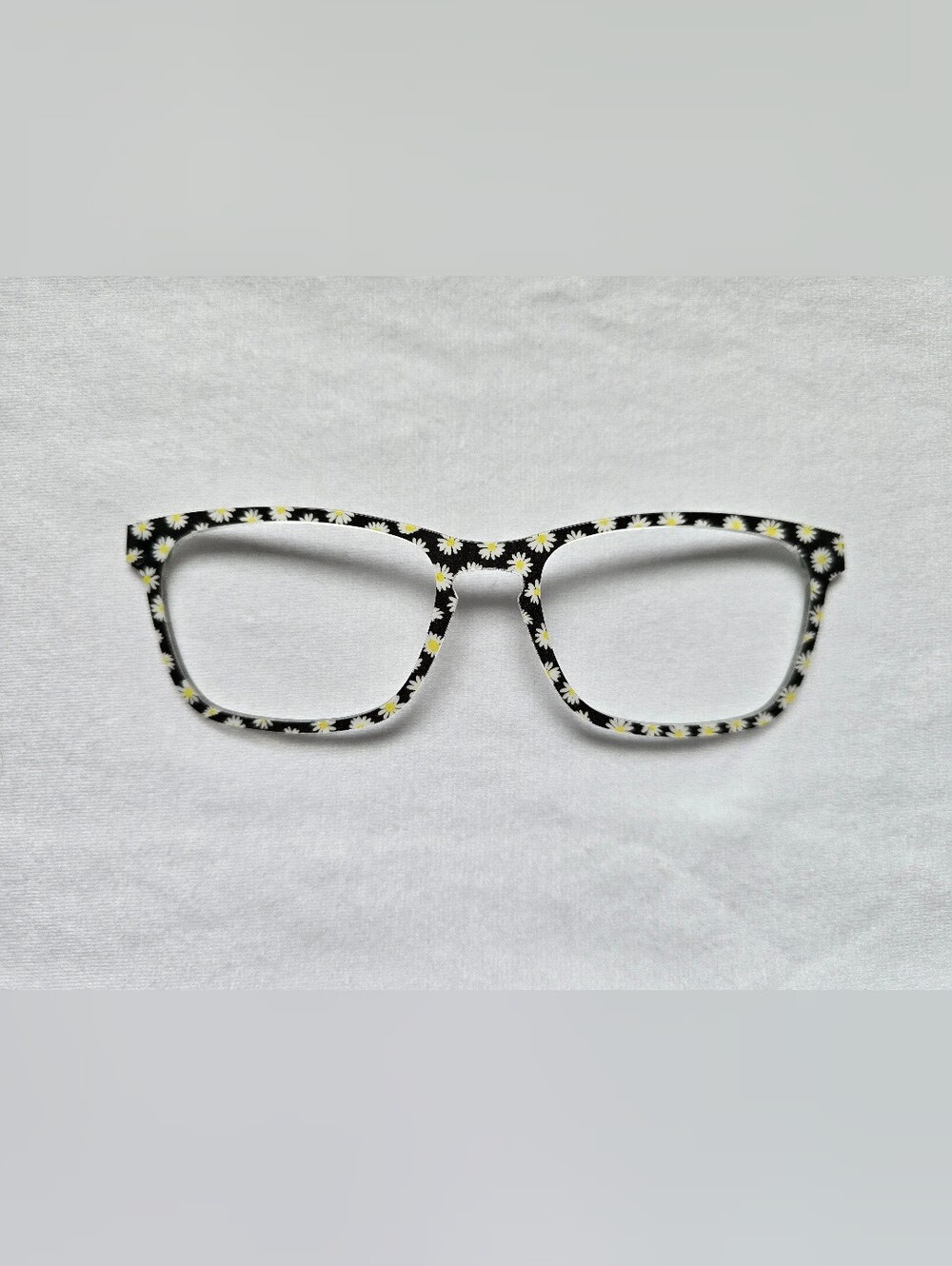 The Black Daisy Casper